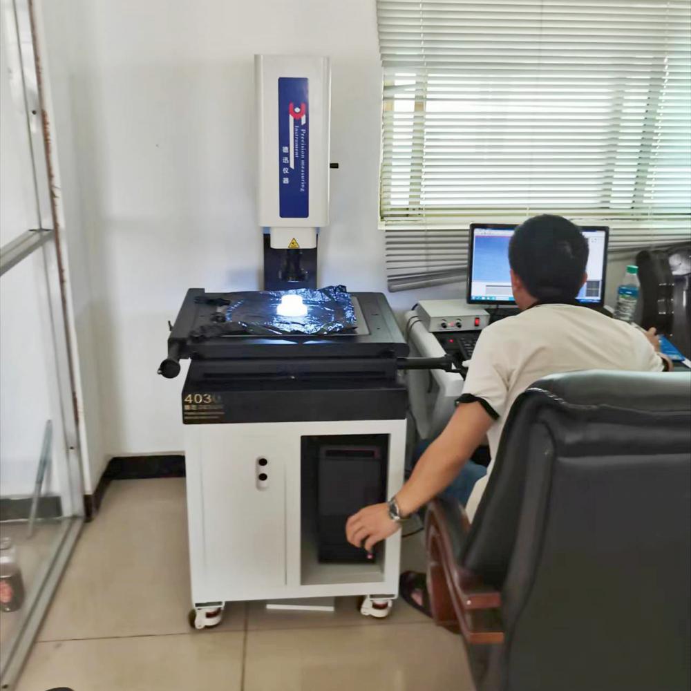 Electronic Measuring Instrument Dimension Measurement
