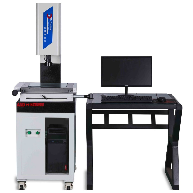 Instrument de mesure d'image à élément quadratique de haute précision